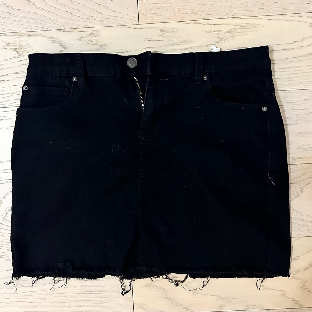 Garage black mini skirt